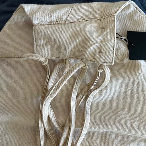 Nasty Gal - Denim Halter Neck Bandana Cropped Top - Picture 3 of 3